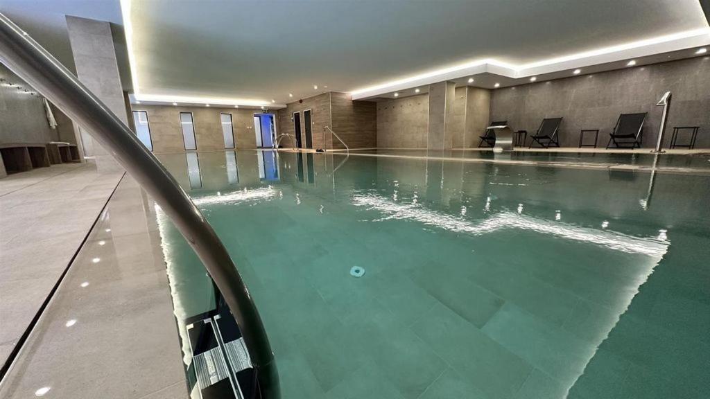 Cp Top Floor Luxury Studio With Spa And Pool Gibraltar Exteriör bild