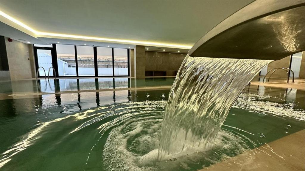 Cp Top Floor Luxury Studio With Spa And Pool Gibraltar Exteriör bild